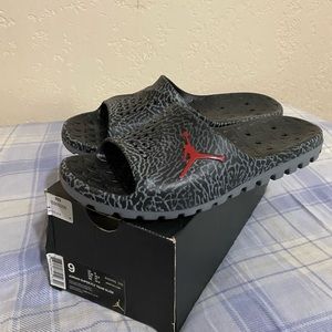 Jordan Superfly Team Slides